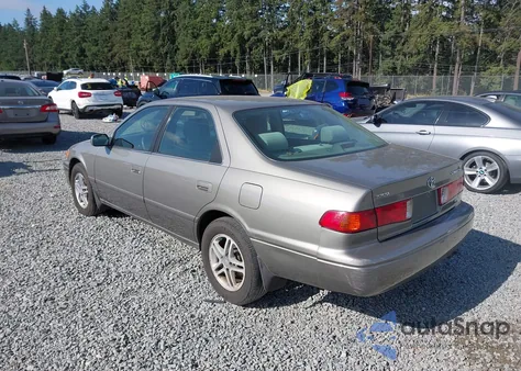 2000 Toyota Camry Le V6 from USA, damaged, VIN JT2BF28K1Y0244270